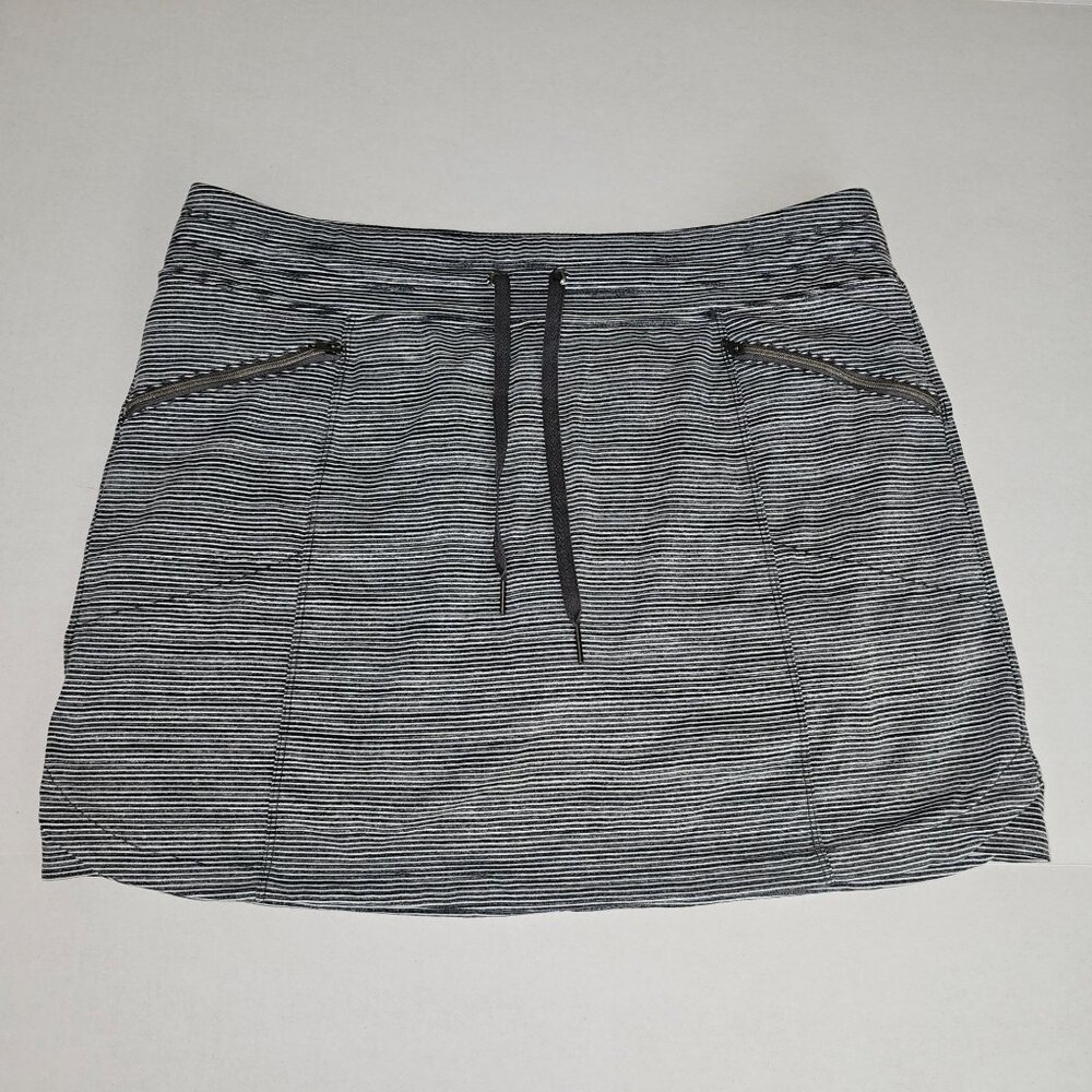 Althleta Metro Skort Skirt Size Large Stripes